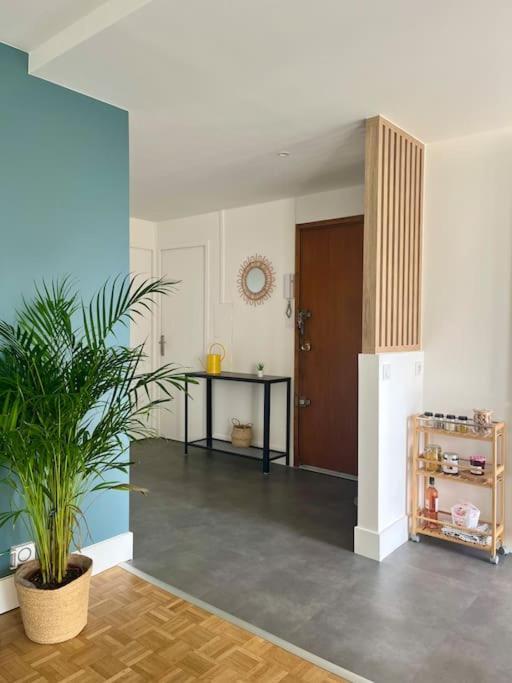 Chambre Privee Dans Un Appartement Partage Villeurbanne Buitenkant foto