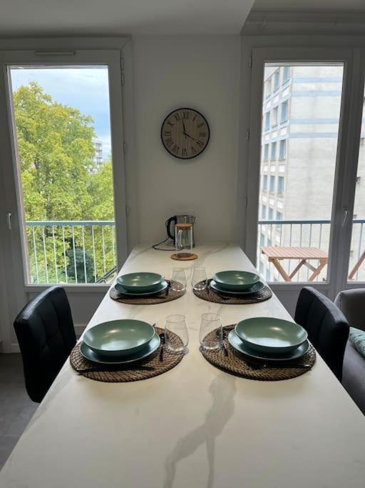 Chambre Privee Dans Un Appartement Partage Villeurbanne Buitenkant foto