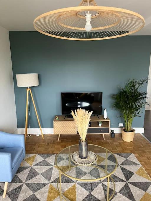 Chambre Privee Dans Un Appartement Partage Villeurbanne Buitenkant foto